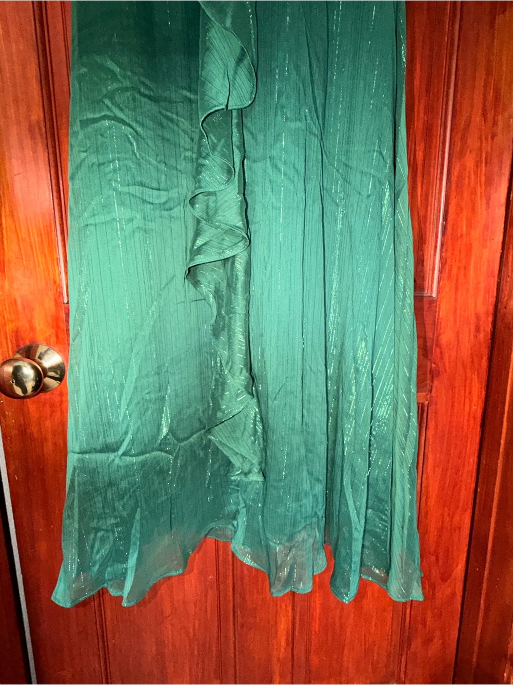 Evergreen Flutter-Sleeve Fairy Dress - Elegant V-Neck - Picture 6 of 6